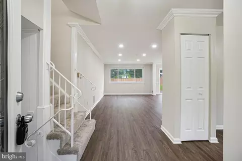 17404 Hoskinson Rd, Poolesville, MD 20837 photo 3
