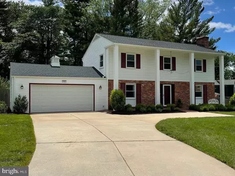 17912 Lafayette Dr, Olney, MD 20832