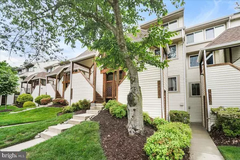18132 Windsor Hill Dr #109B, Olney, MD 20832