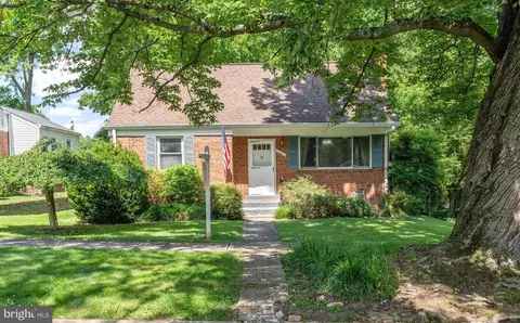 10621 Eastwood Ave, Silver Spring, MD 20901