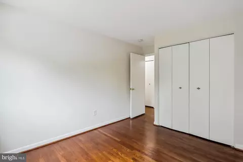 300 Lamberton Dr, Silver Spring, MD 20902 photo 22