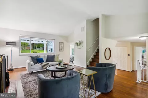 300 Lamberton Dr, Silver Spring, MD 20902 photo 17