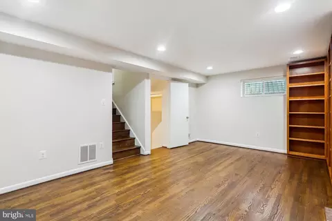 300 Lamberton Dr, Silver Spring, MD 20902 photo 37