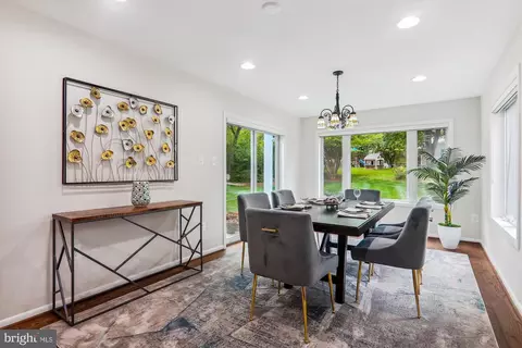 300 Lamberton Dr, Silver Spring, MD 20902 photo 14