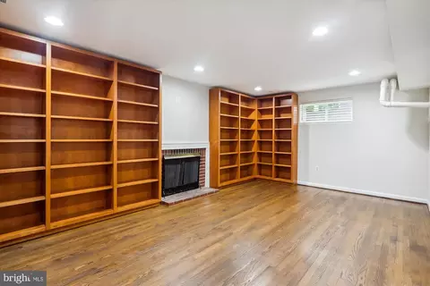 300 Lamberton Dr, Silver Spring, MD 20902 photo 36