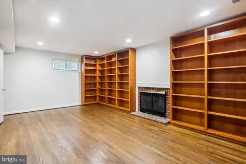 300 Lamberton Dr, Silver Spring, MD 20902 photo 35