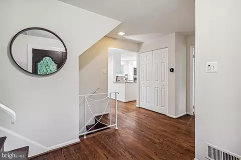 300 Lamberton Dr, Silver Spring, MD 20902 photo 5