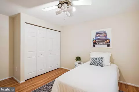 Bedroom - 924 Pointer Ridge Dr, Gaithersburg, MD 20878 photo 11 of 11