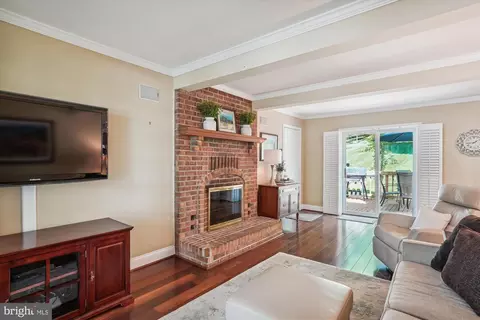 Other - 924 Pointer Ridge Dr, Gaithersburg, MD 20878 photo 4 of 25