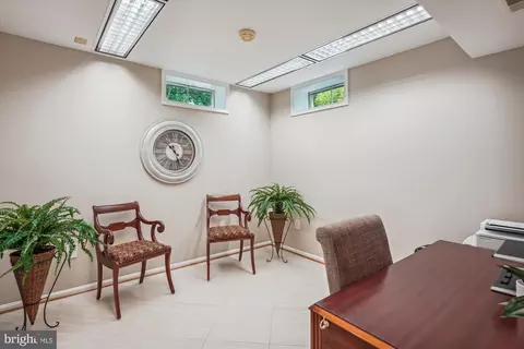 Other - 924 Pointer Ridge Dr, Gaithersburg, MD 20878 photo 14 of 25