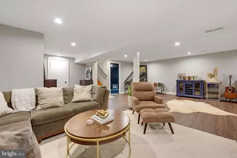 10301 Lariston Ln, Silver Spring, MD 20903 photo 46