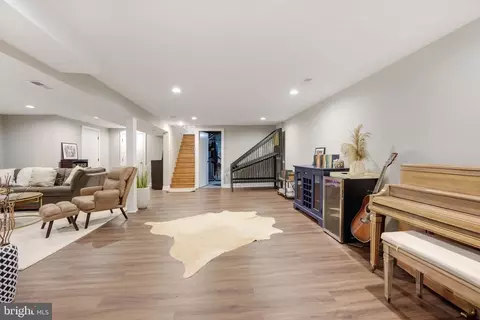 10301 Lariston Ln, Silver Spring, MD 20903 photo 47