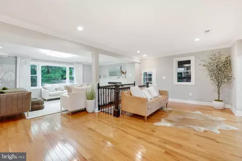 10301 Lariston Ln, Silver Spring, MD 20903 photo 11