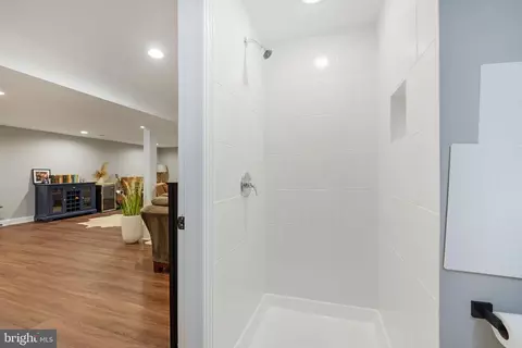 10301 Lariston Ln, Silver Spring, MD 20903 photo 50