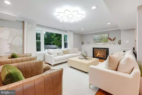 10301 Lariston Ln, Silver Spring, MD 20903 photo 7