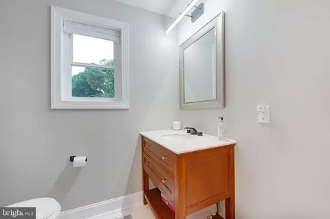 10301 Lariston Ln, Silver Spring, MD 20903 photo 40