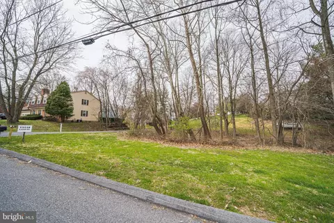 13110 Layhill Rd, Silver Spring, MD 20906 photo 2