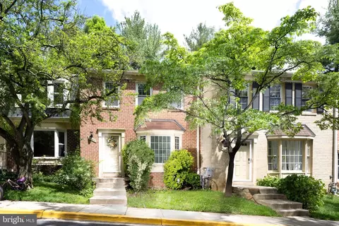 11924 Shagbark Dr, North Bethesda, MD 20852