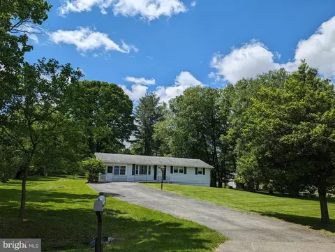 4804 Bready Rd, Rockville, MD 20853