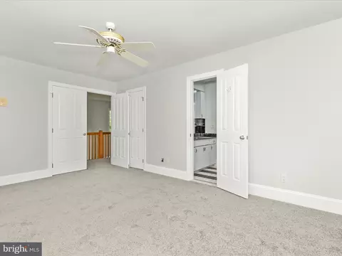 Bedroom - 17400 Ryefield Ct, Dickerson, MD 20842 photo 4 of 7