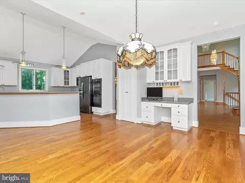 Entry Way - 17400 Ryefield Ct, Dickerson, MD 20842 photo 1 of 3
