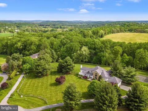 View/Area - 17400 Ryefield Ct, Dickerson, MD 20842 photo 1 of 6