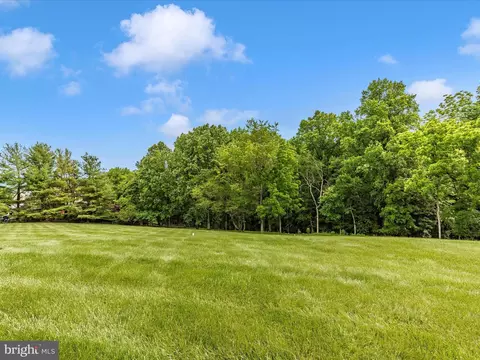 Exterior - 17400 Ryefield Ct, Dickerson, MD 20842 photo 14 of 16