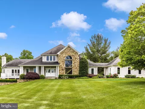 Exterior - 17400 Ryefield Ct, Dickerson, MD 20842 photo 2 of 16