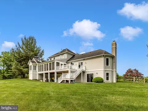 Exterior - 17400 Ryefield Ct, Dickerson, MD 20842 photo 8 of 16