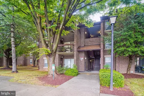 18503 Sweet Autumn Dr #201, Gaithersburg, MD 20879