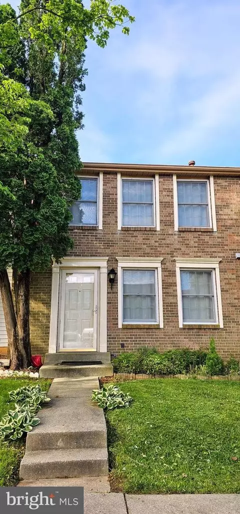 12 Mountain Laurel Ct, Gaithersburg, MD 20879