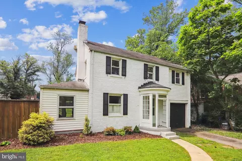 Exterior - 12 E Granville Dr, Silver Spring, MD 20901 photo 4 of 12