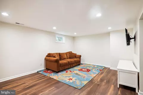 Living - 12 E Granville Dr, Silver Spring, MD 20901 photo 5 of 5