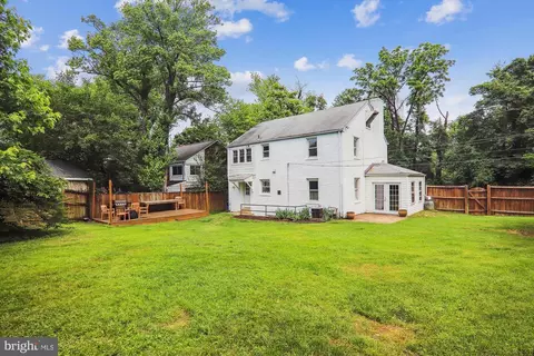 Exterior - 12 E Granville Dr, Silver Spring, MD 20901 photo 10 of 12