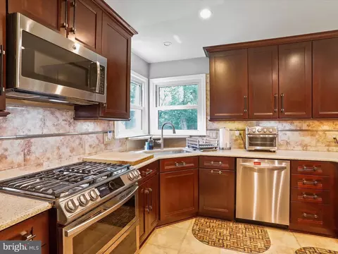 15604 Twin Valley Ct, Silver Spring, MD 20906 photo 32