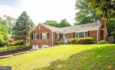 5012 Sangamore Rd, Bethesda, MD 20816