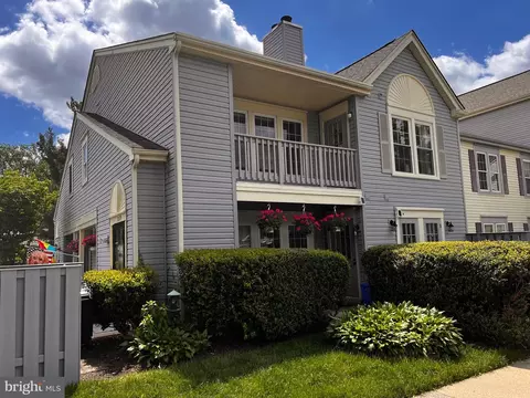 3119 Quartet Ln #221, Silver Spring, MD 20904 photo 2