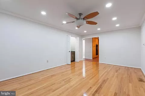 Living - 13219 Rippling Brook Dr, Silver Spring, MD 20906 photo 4 of 4