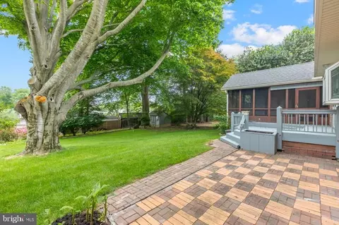 Exterior - 13219 Rippling Brook Dr, Silver Spring, MD 20906 photo 6 of 6