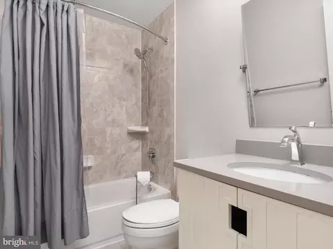 Bath - 17335 Buehler Rd, Olney, MD 20832 photo 2 of 4