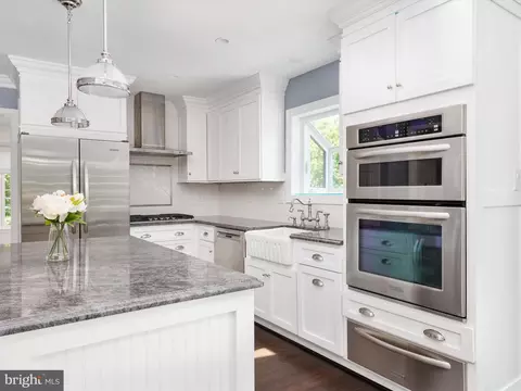 Kitchen - 17335 Buehler Rd, Olney, MD 20832 photo 2 of 4
