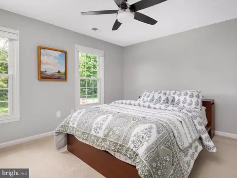 Bedroom - 17335 Buehler Rd, Olney, MD 20832 photo 7 of 8