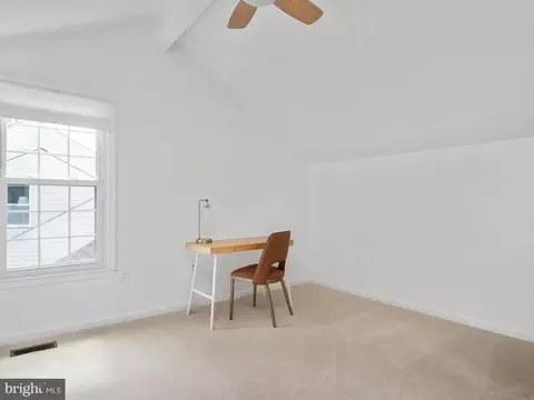 Bedroom - 17335 Buehler Rd, Olney, MD 20832 photo 1 of 8