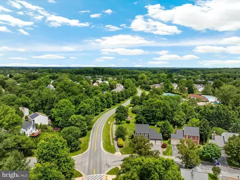 View/Area - 17335 Buehler Rd, Olney, MD 20832 photo 4 of 13