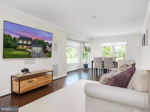Living - 17335 Buehler Rd, Olney, MD 20832 photo 1 of 2