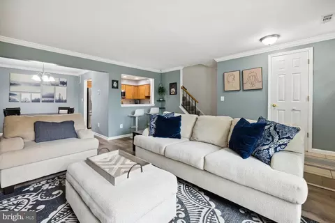 20156 Locustdale Dr #334, Germantown, MD 20876
