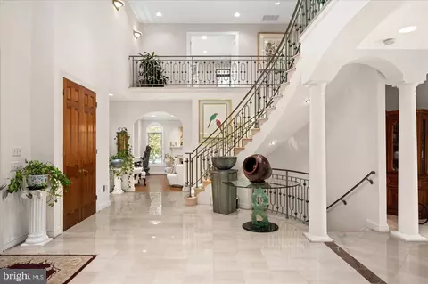 Entry Way - 2108 Sahalea Ter, Silver Spring, MD 20905 photo 3 of 12