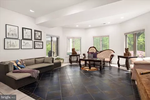 Living - 2108 Sahalea Ter, Silver Spring, MD 20905 photo 5 of 6