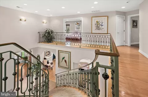 Entry Way - 2108 Sahalea Ter, Silver Spring, MD 20905 photo 7 of 12