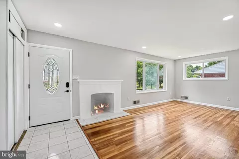 12806 Atherton Dr, Silver Spring, MD 20906 photo 4